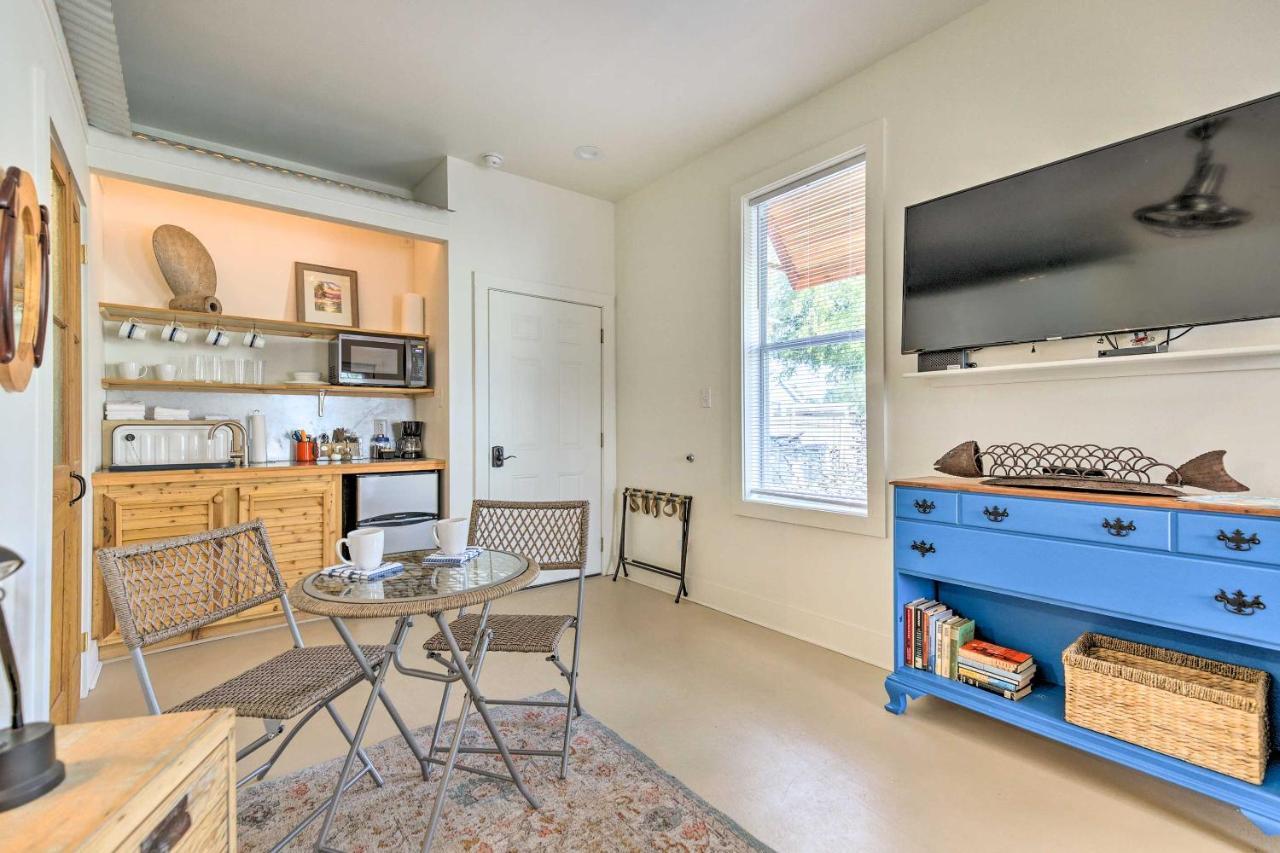Old Town Getaway, Walk To Shopping, Dining, And Bay! Bay St. Louis Exterior foto