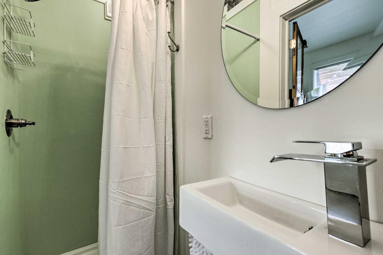 Old Town Getaway, Walk To Shopping, Dining, And Bay! Bay St. Louis Exterior foto